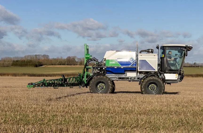 Househam Air-Ride self-propelled sprayer working in the field